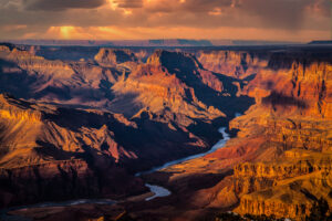 Grand Canyon National Park Guide 2026: South Rim, North Rim, Best Hikes, Viewpoints & Planning Tips