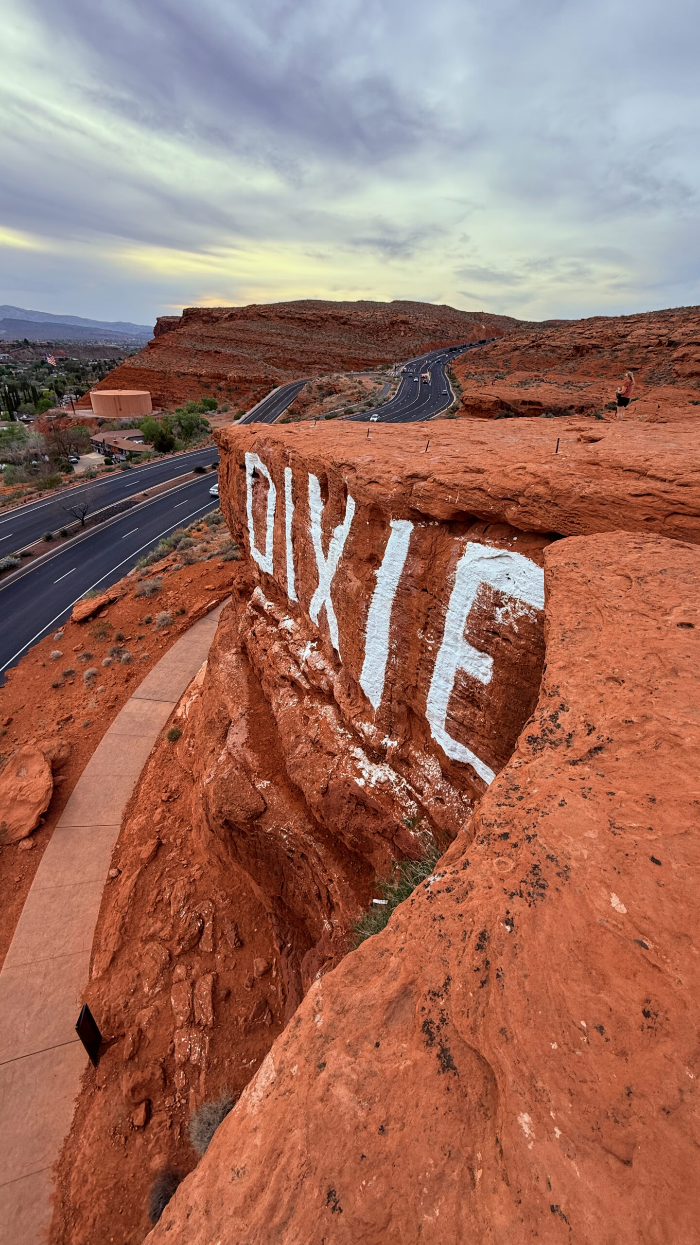 St. George Utah Travel Guide 2026 digital PDF featuring Snow Canyon, Sand Hollow, Quail Creek, Gunlock, Red Cliffs, Zion day trips, hikes, restaurants, and family travel tips